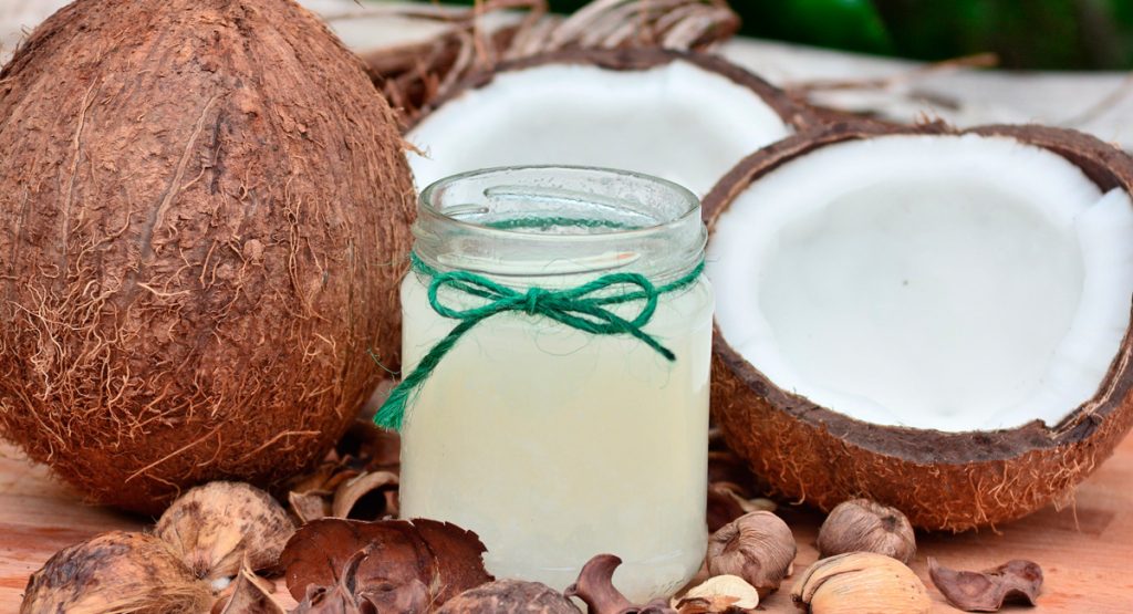 13 Beneficios del aceite de coco para la piel basados en la evidencia